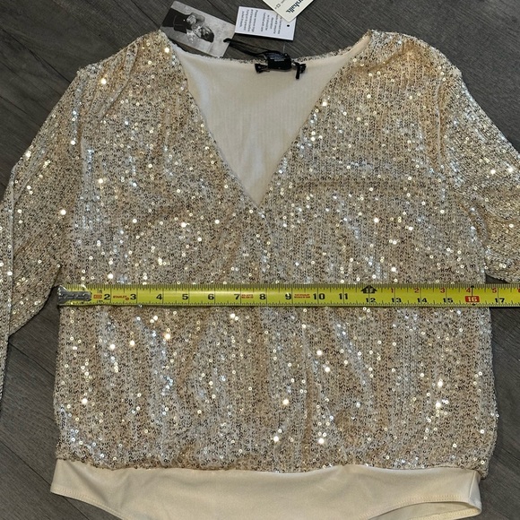 NWT Sincerely Jules sequin bodysuit size medium - Picture 8 of 11